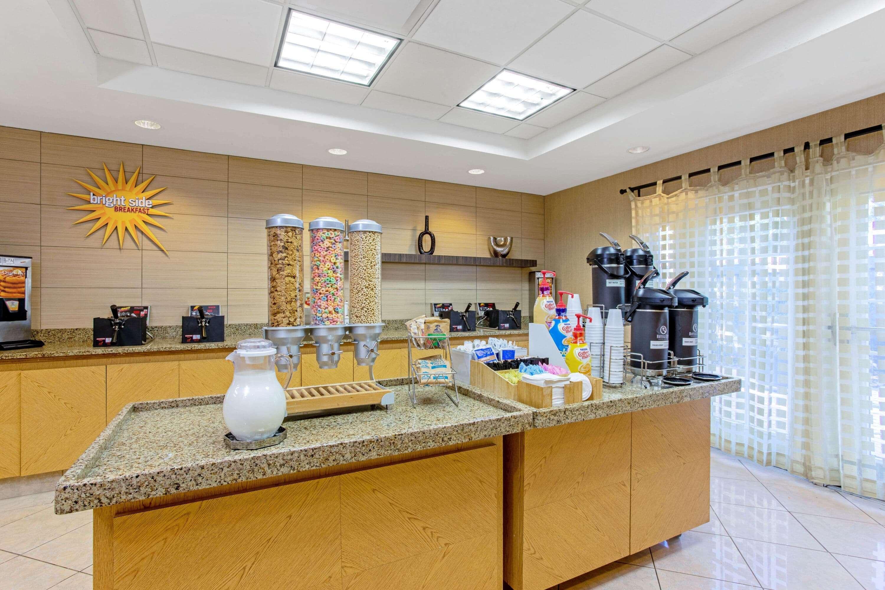 La Quinta By Wyndham Orlando I Drive/Conv Center Hotel Williamsburg Exterior photo